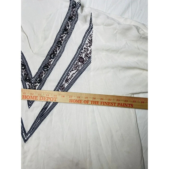 Catherine Malandrino Peasant Blouse M Embroidered Sequin White Boho Cape Sleeves - Picture 9 of 11